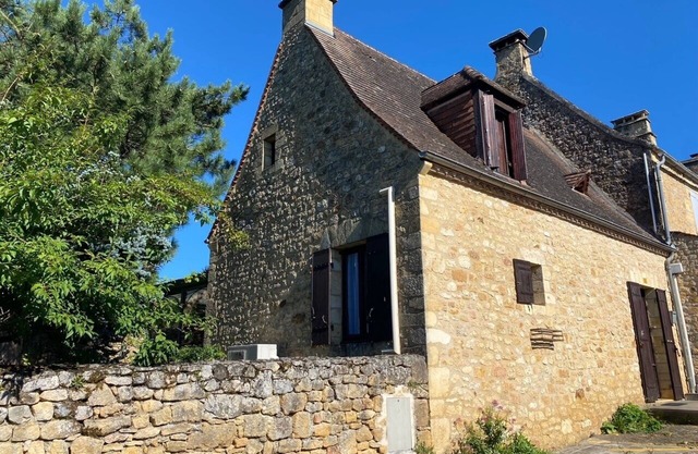 Cozy house in Domme