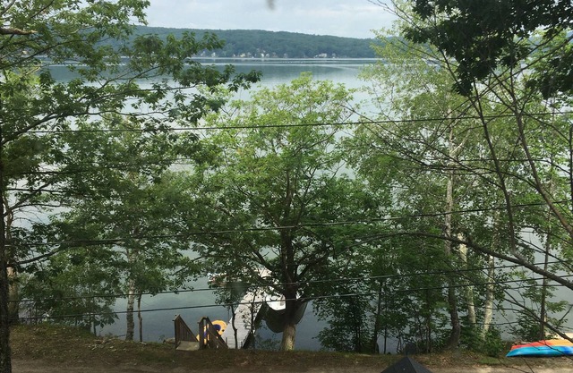 Cozy lake house on Sabattus Pond 2 bed 1 Bath