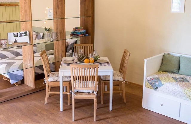 Cozy loft with balcony directly by the lake