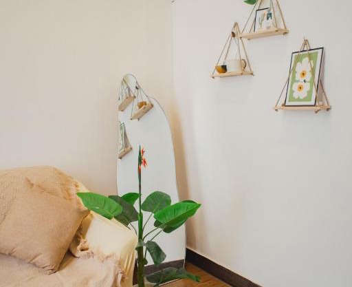 Cozy Lovely Home + Netflix