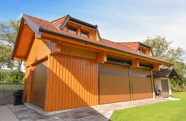 Cozy Luxe Holiday Home with Natural Thermal Bath - Seven Bedroom Holiday Home