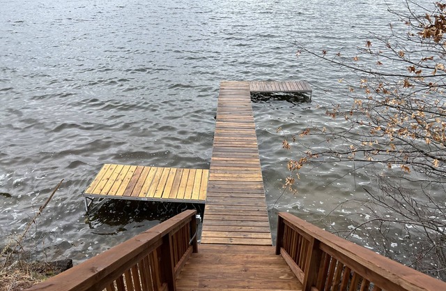 Cozy Northern WI Cabin on the Lake!