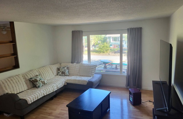 Cozy Retreat in Haines Junction