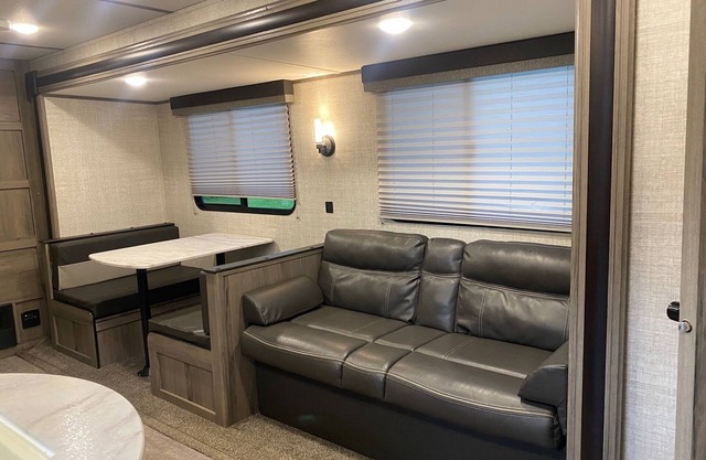Cozy RV close to the Reservoir