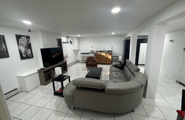 Cozy Spacious Guest Suite 15 minutes from NYC