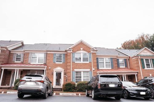 Cozy Stay Springfield Townhome