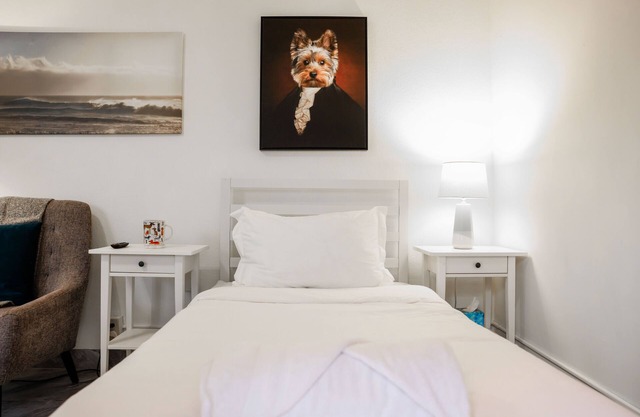 Cozy Studio/Fast WiFi/10 Minutes from Beach