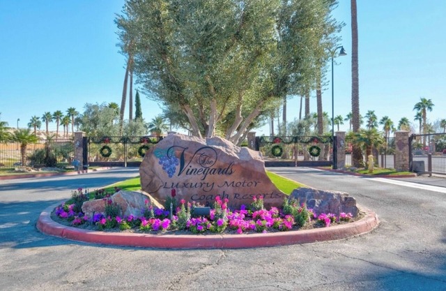 Cozy studio in enjoyable Coachella with AC, fitness room, WiFi, Peacefulness…