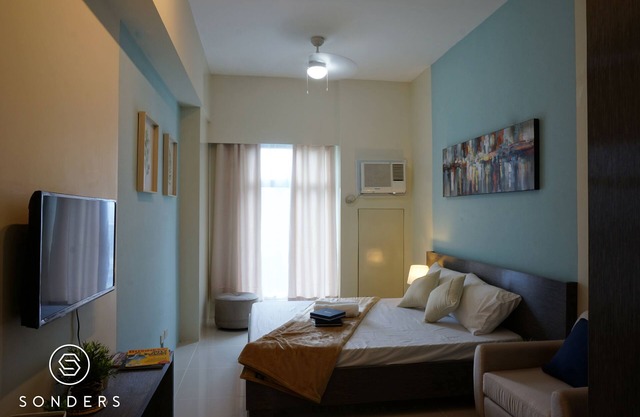 Cozy Studio Unit, The Currency, Ortigas