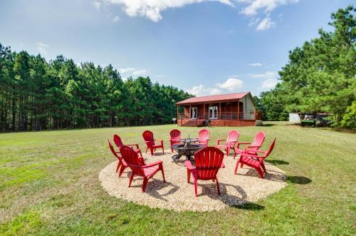 Cozy Summit Cabin with Hiking Trails and Fishing Pond!