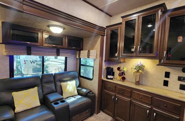 Cozy two bedroom and two full bath w/golf cart