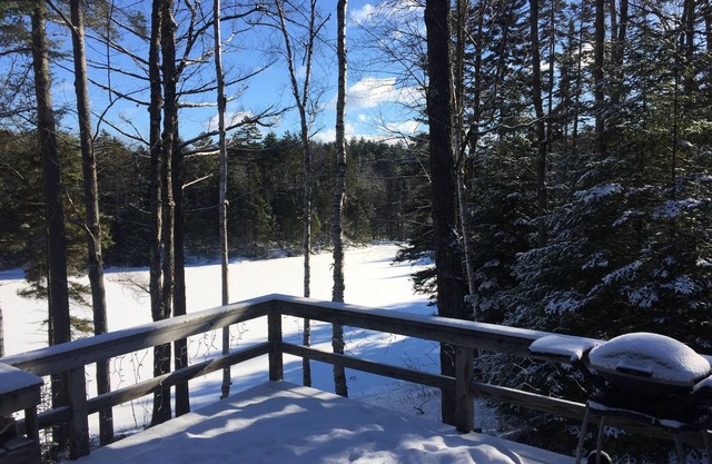 Cozy Vermont ski house conveniently located between Stratton and Bromley Mtn.
