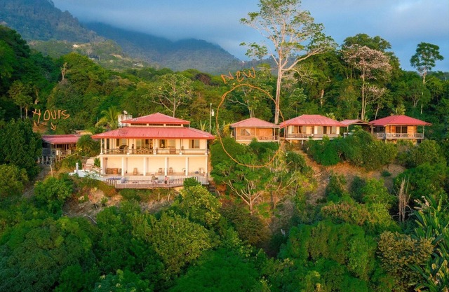 Cozy villa with an ocean view & Pool #3