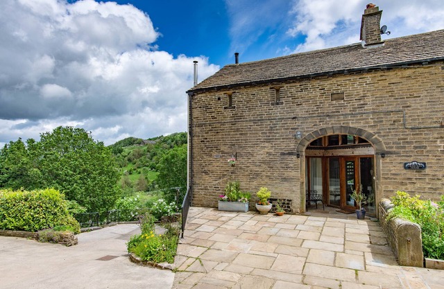 Crabtree Barn: Countryside Retreat with Views