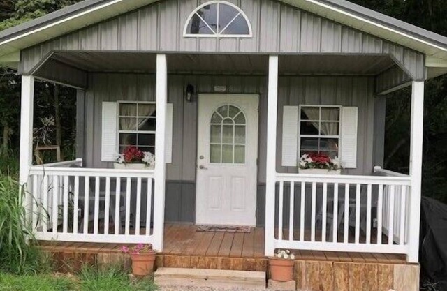 Crazy Joe's Cabin #1