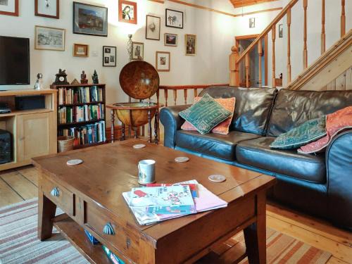 Creative Afan Valley Home