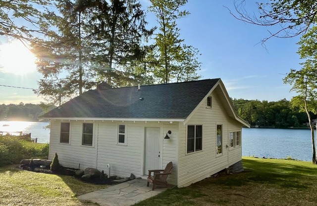 Crooked Lake Cabin
