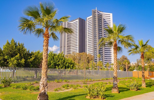 Cubo's Luxury Urban Sky Apartment 12/urban/air conditioning/free wifi/community pool