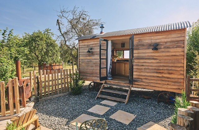 Curious Calf - Luxury Cottages