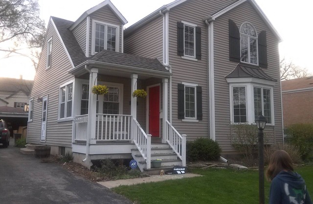 Cute House in Downers Grove
