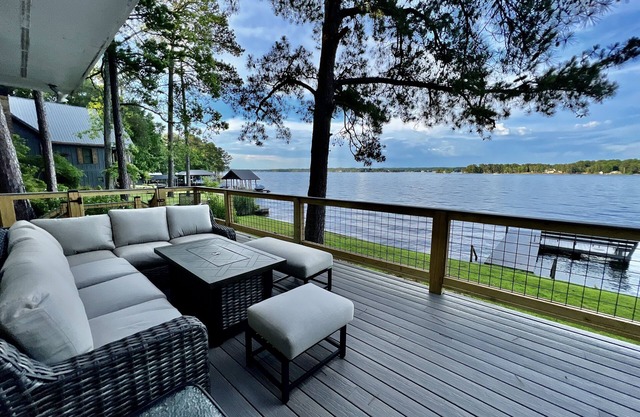 Cutest place on the lake!