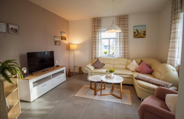 Das Ferienhaus Rena Steht im Wunderschönen Krummhörner Warfendorf Manslagt, nur