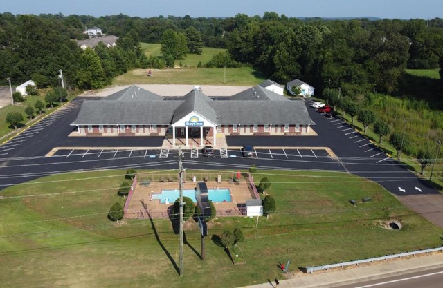 Days Inn by Wyndham Savannah