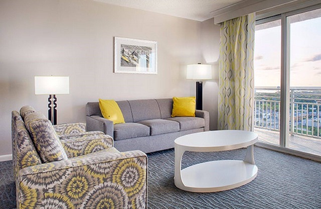 Daytona Beach1 - SPECIAL EVENT DATES — 2 Bedroom Condo