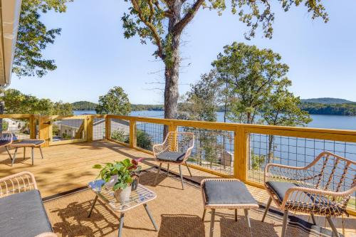 Decks and Boat Dock The View on Lay Lake!