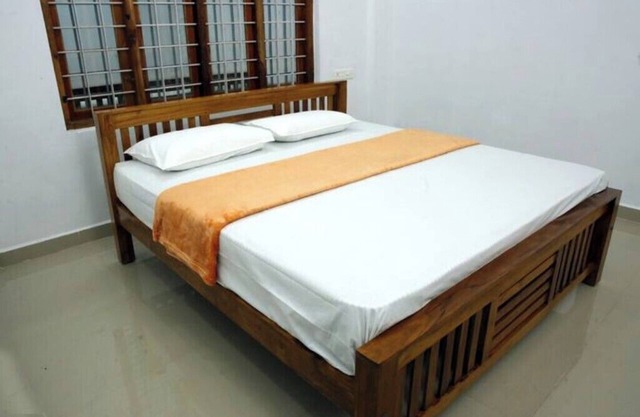 Deluxe Room 1