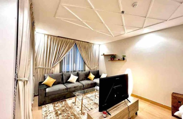 DELUXE ROOM 2