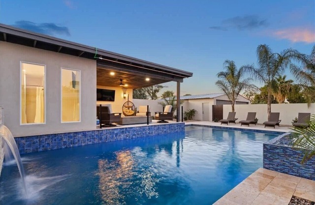 Desert Horizon | Waterslide, Gameroom, Golf Simulator, Private Casita & Pool