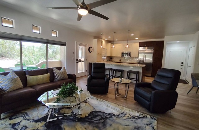 Desert Mirage - upscale condo in the heart of North Scottsdale