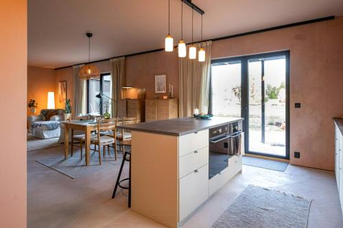 Designer Cabin With Guest House At Lake Mullsjö