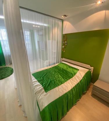 Designer studio with a view of the right bank