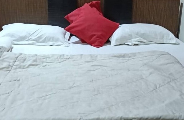 Deteex Hotel Ivy