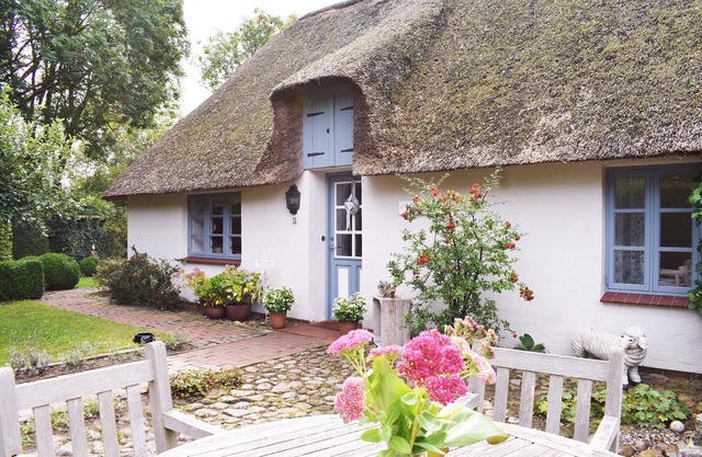 Discover Tranquility in Our Charming Ferienhaus Heimathafen!