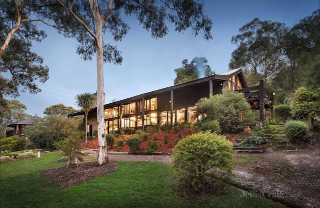 Diskin House Mt Pleasant Rd, Eltham