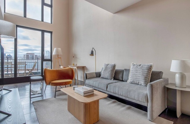 Divine Hoxton 2BR w/Balcony Overlooking Canal, nr Bars, by Blueground