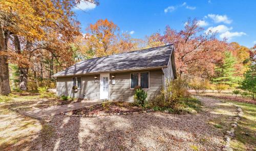 Dog-Friendly Cozy Home with Hot Tub and Lake Access