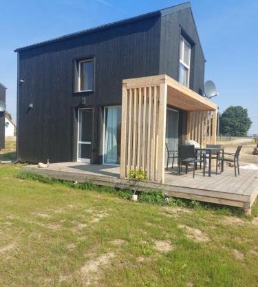 Dom Mazury w Ilawie czerwony i zielony