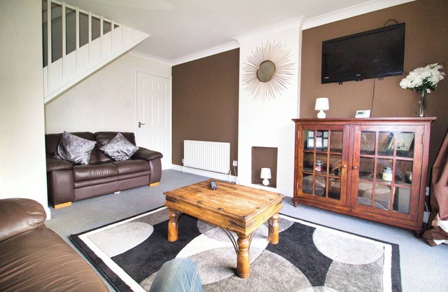 Doncaster -Very Quiet-Private Parking-Dog Friendly