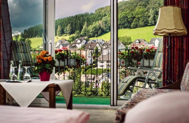 Double room with balcony-Wilzenberg side