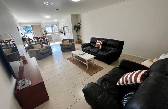 Downtown Narrabri Apartment