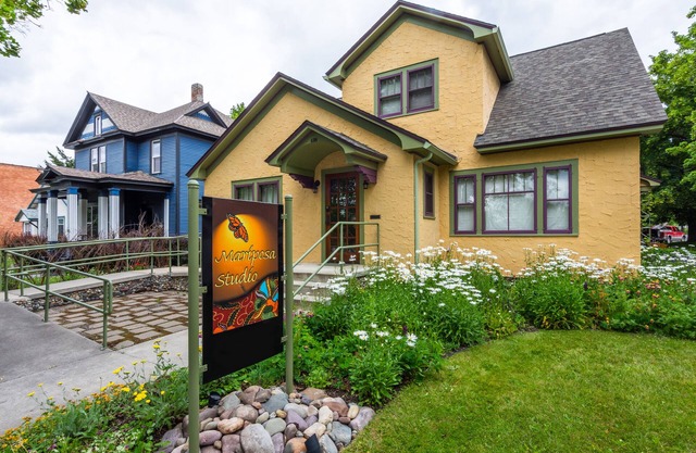 Downtown Retreat in Restored Historic Cottage with Off-Street Parking