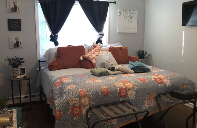 Downtown Unique GuestSuite 3bedrooms Allergy-friendly 100% organic products