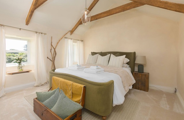 Dowran – Canonstown – On-Site Parking – Dog-Friendly – Garden