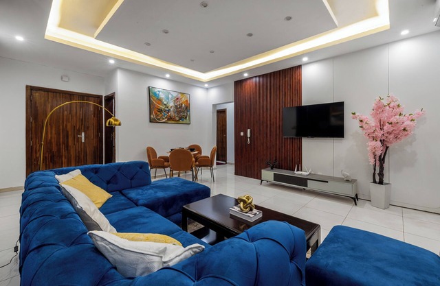Dream Corner | Angré's Hidden Gem | 2BR Apartment