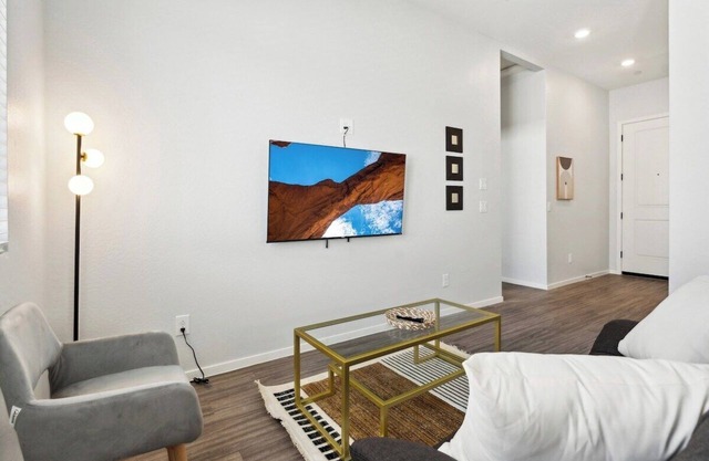 Dreamlight Modern Home in Canopy at Cottonwood