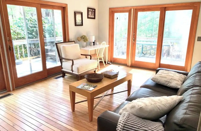 Dreamy house in the woods. Walk to the beach. Private backyard and huge deck.